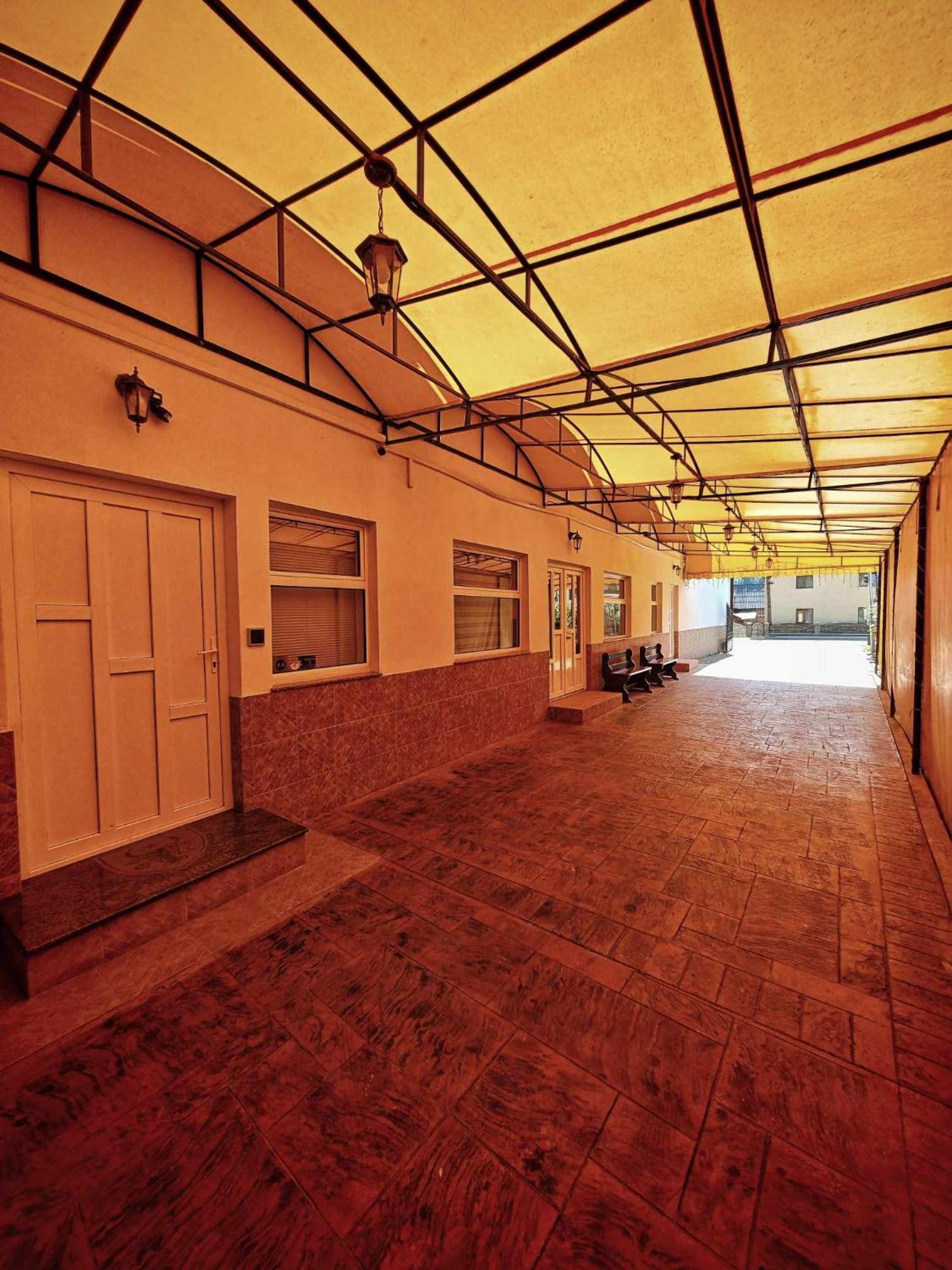 Dmc House Otel Frumosu  Dış mekan fotoğraf